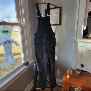 Black old navy tall women’s overalls